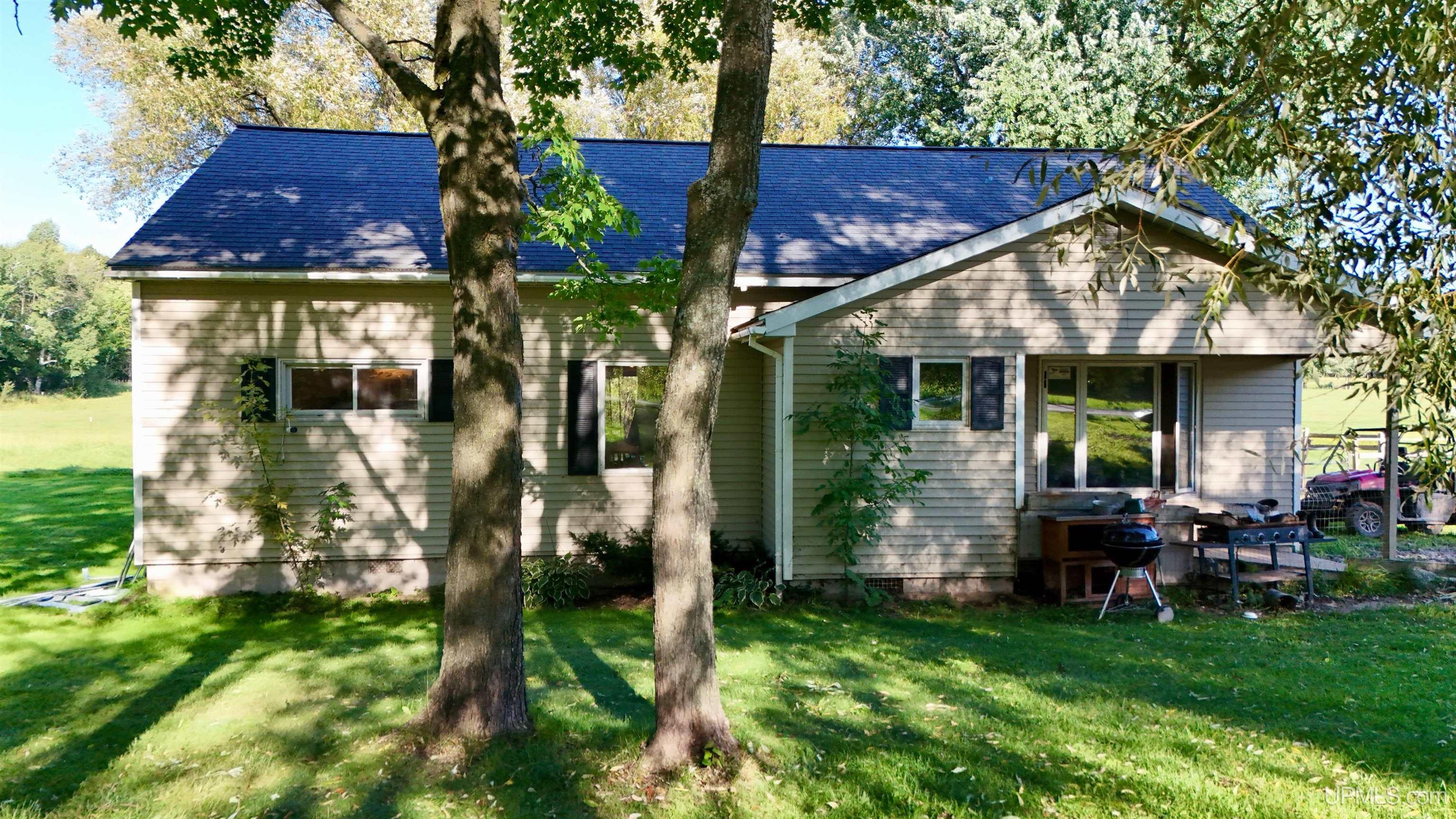 34770 Calumet Road Ontonagon, MI 49953 - Photo 1 of 29