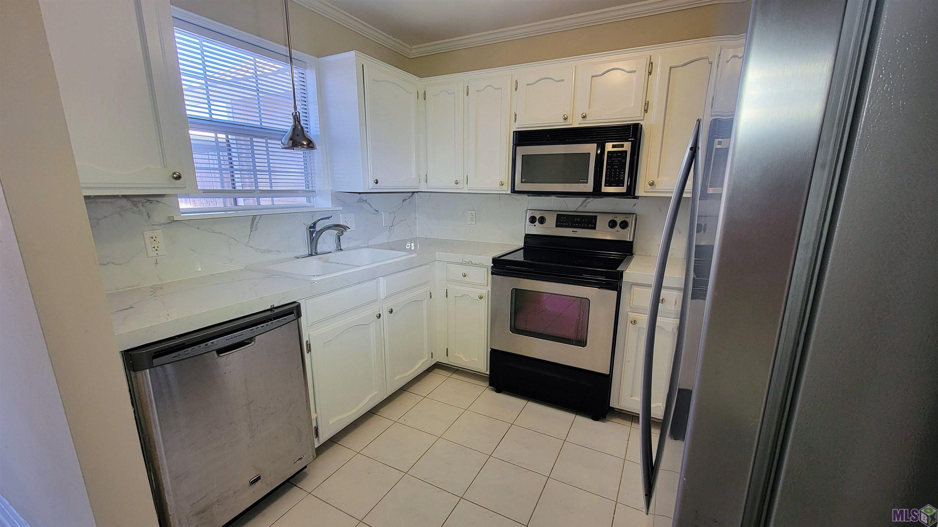 9007 Highland Road, Unit 34 Baton Rouge, LA 70810 - Photo 3 of 22