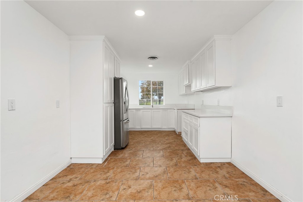 749 Browning Road McFarland, CA 93250 - Photo 7 of 32