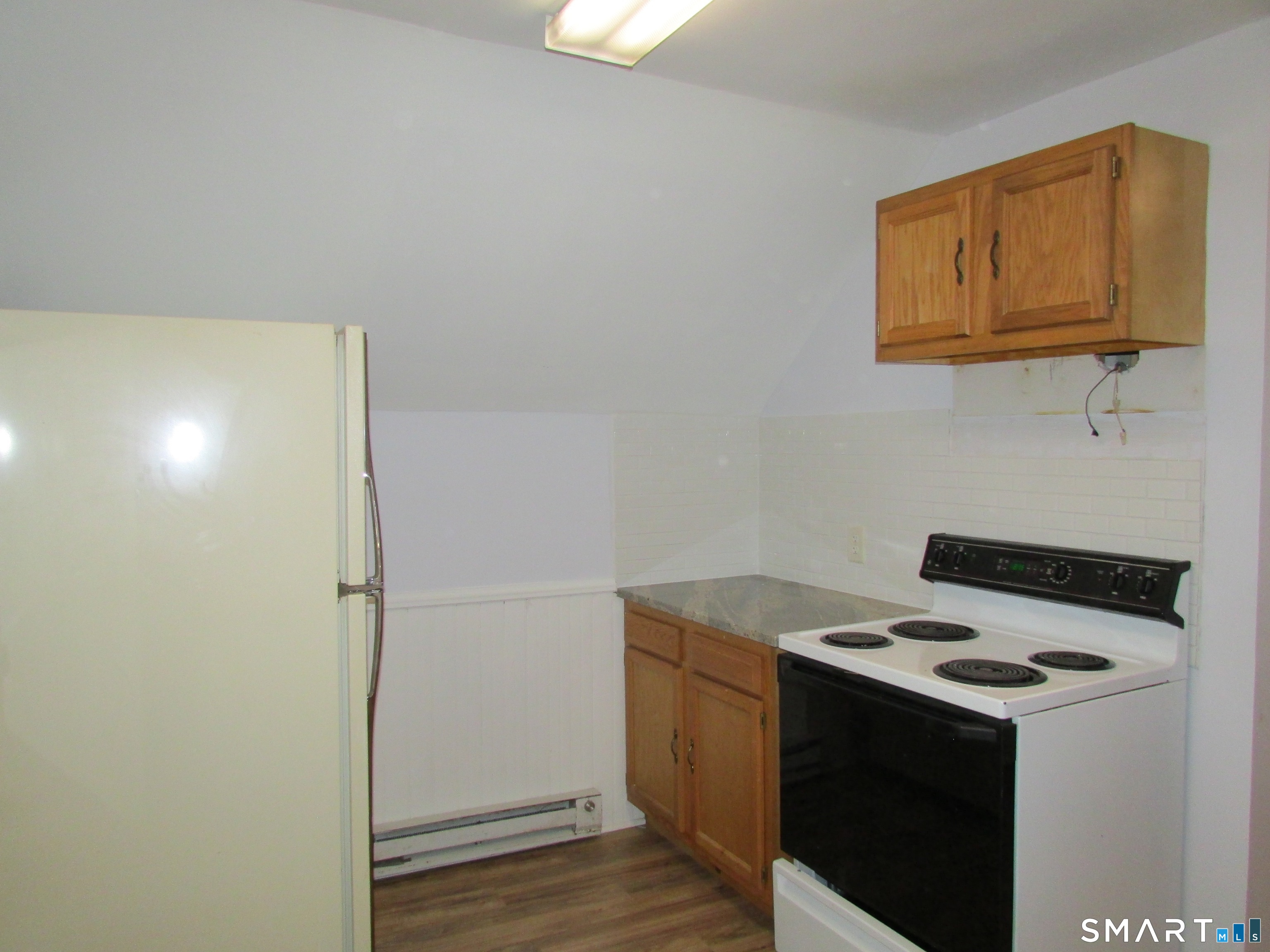 47 Whiting Avenue Torrington, CT 06790 - Photo 22 of 25