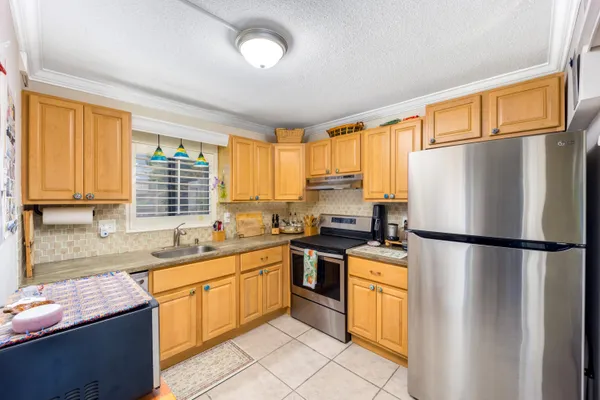 $219,900 | 1501 Northeast 13th Terrace, Unit H9, Jensen Beach, FL 34957