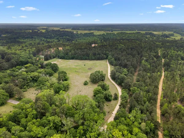 $576,500 | 21360 County Road 294, Arp, TX 75750