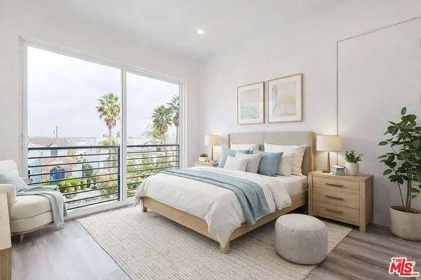 $3,775 | 525 North Normandie Avenue, Los Angeles, CA 90004