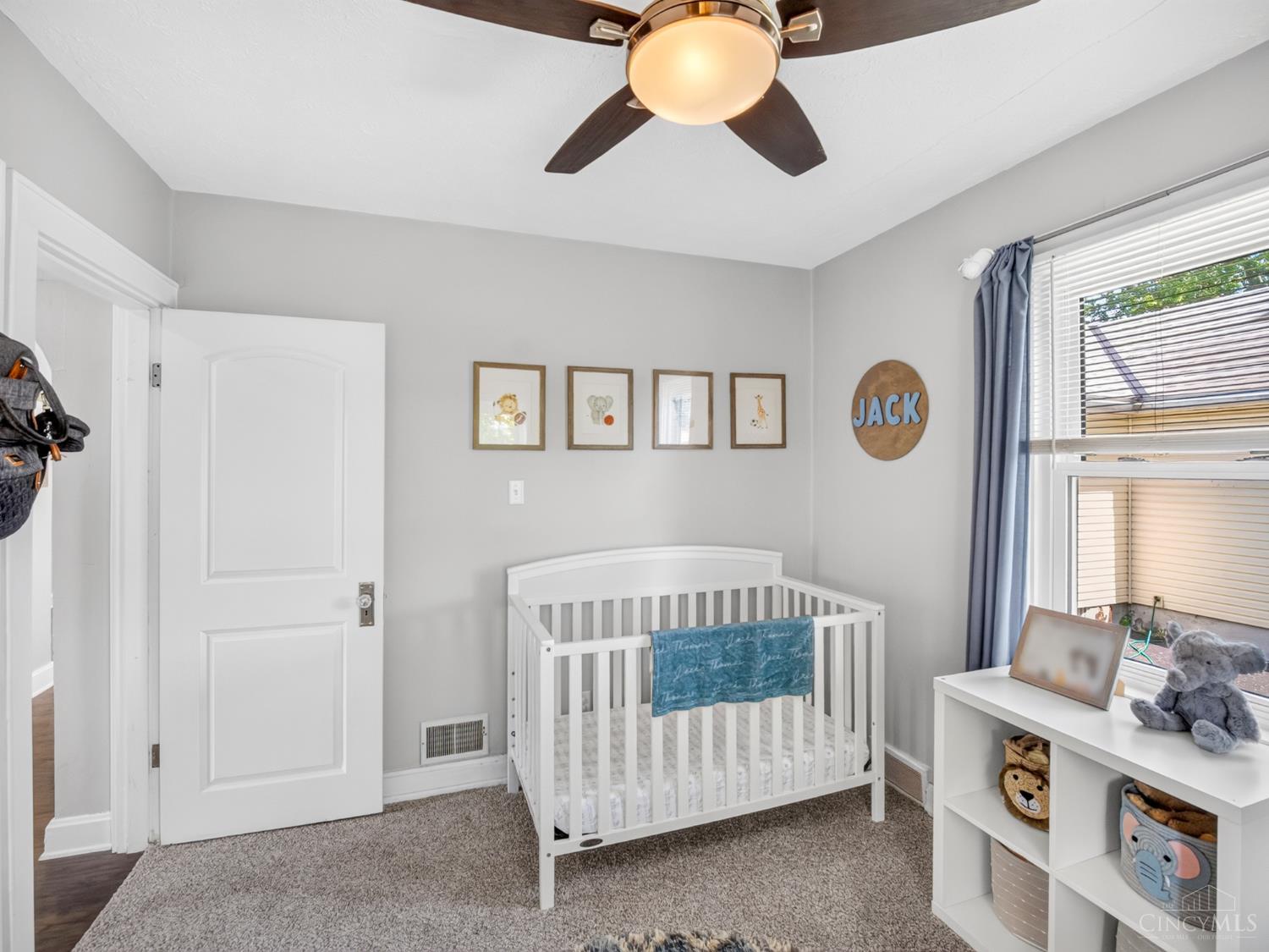 4559 Buxton Road Cincinnati, OH 45242 - Photo 19 of 42