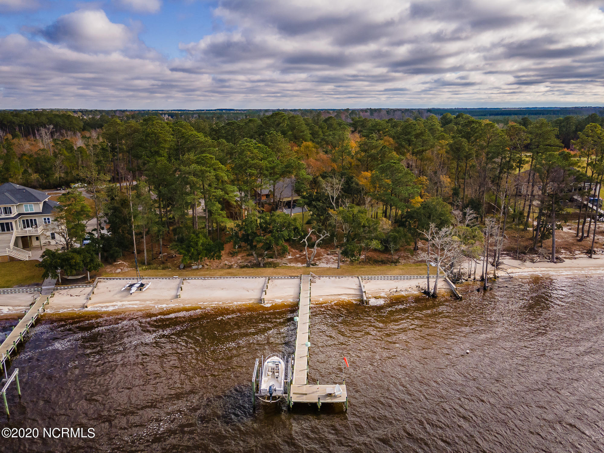 951 Becton Road Havelock, NC 28532 - Photo 68 of 75 Waterfront retreat on Neuse River