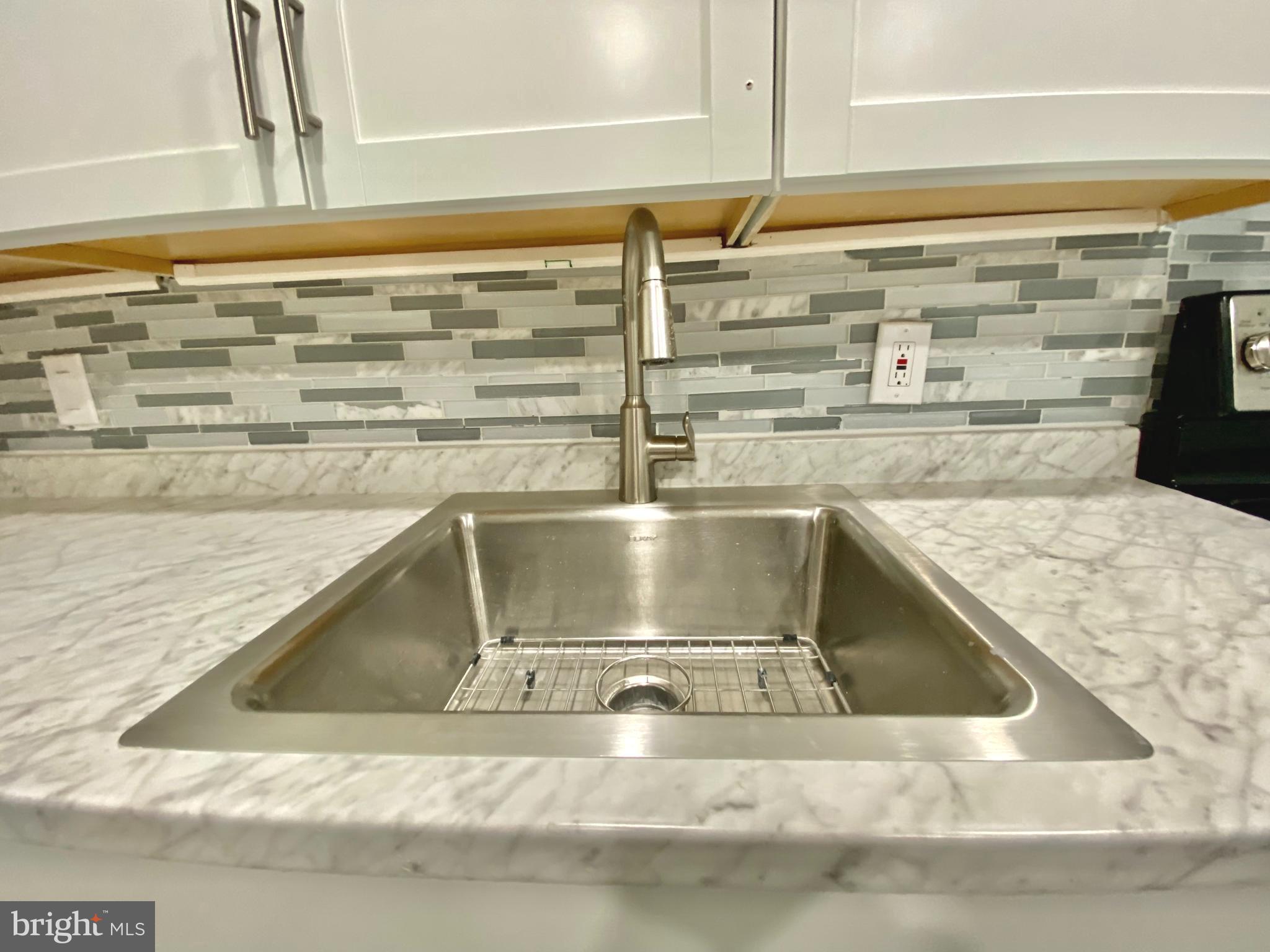 504 Bromley Estate Pine Hill, NJ 08021 - Photo 6 of 20