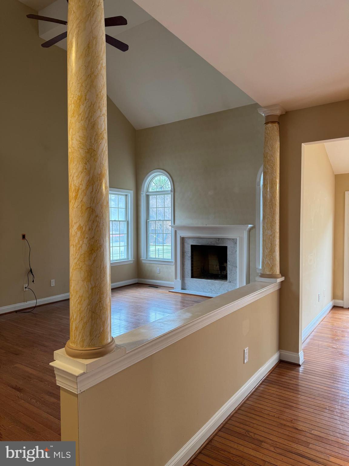10500 Dunn Meadow Road Vienna, VA 22182 - Photo 8 of 43 Gallery Image 8