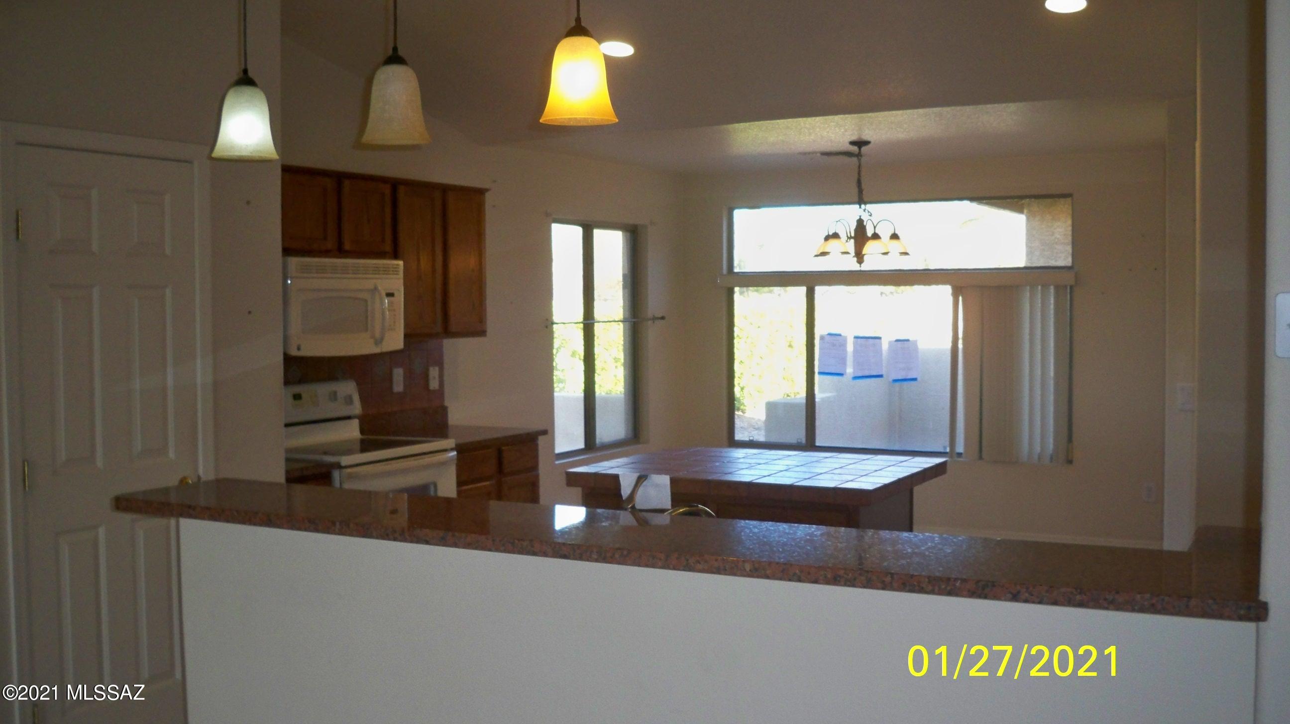 1385 North Birds Nest Road Green Valley, AZ 85614 - Photo 4 of 22
