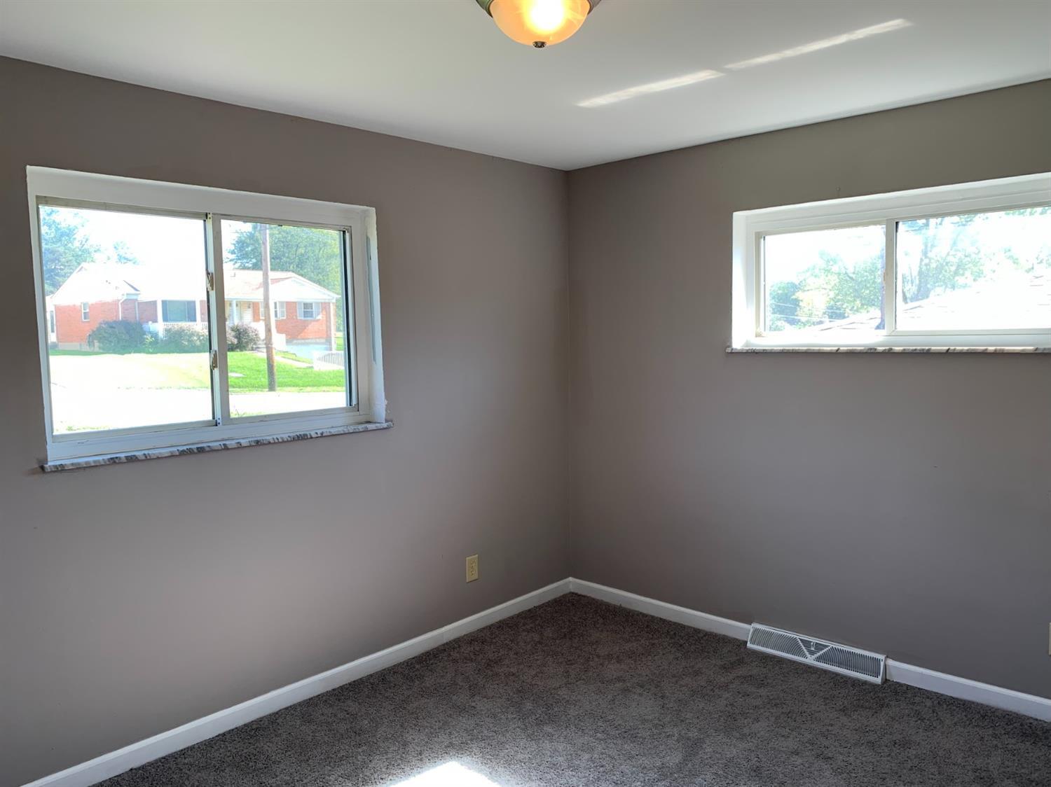 6563 Daly Road Cincinnati, OH 45224 - Photo 8 of 20 Gallery Image 8