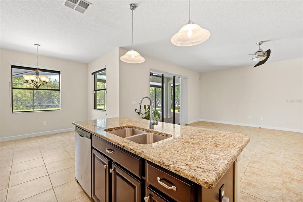 2892 Spring Breeze Way Kissimmee, FL 34744 - Photo 11 of 78