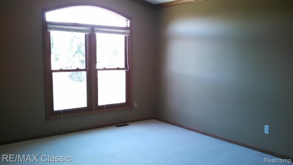 45395 Glengarry Road Canton, MI 48188 - Photo 35 of 45 029.jpg