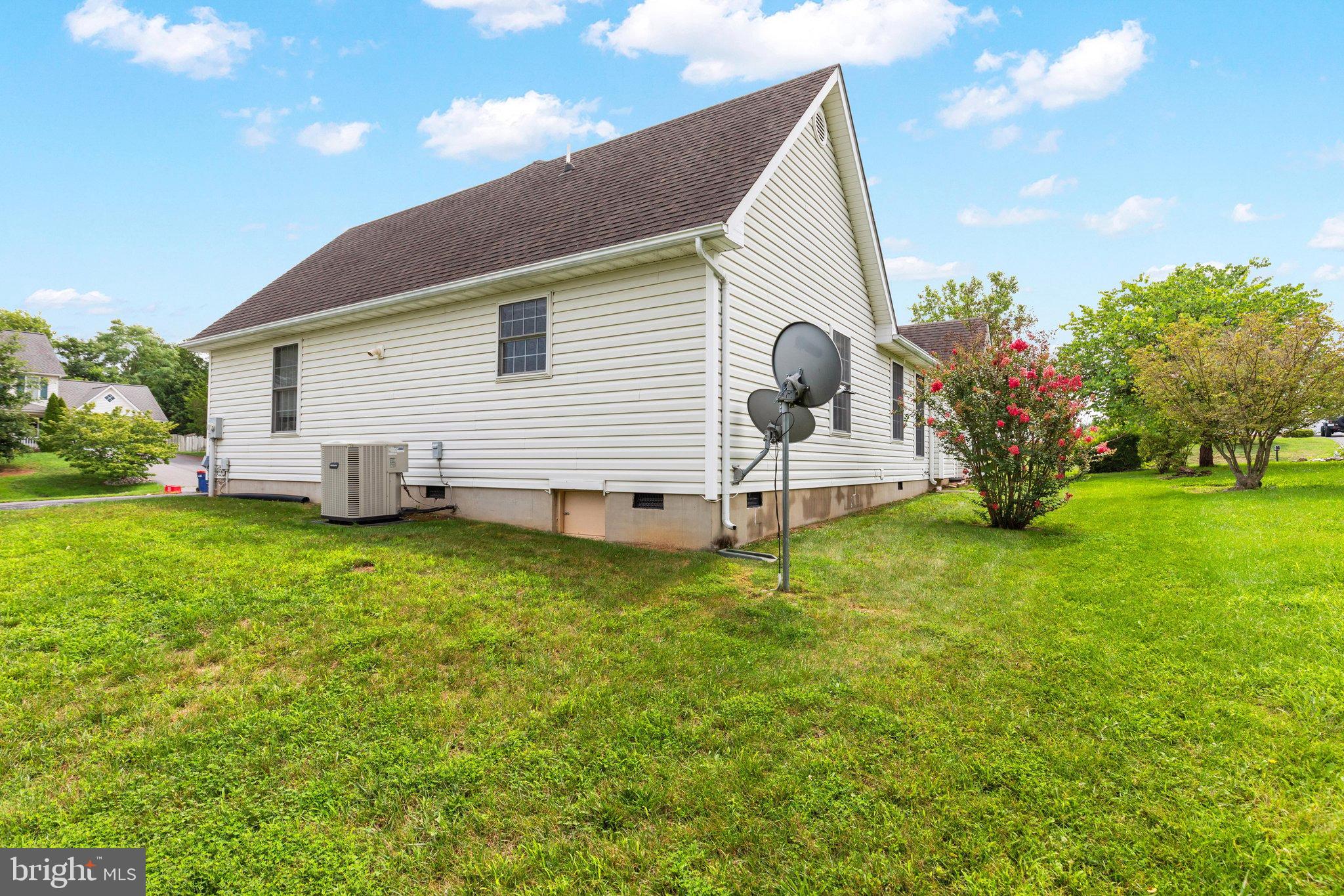 307 Canyon Road Winchester, VA 22602 - Photo 35 of 61 Gallery Image 35