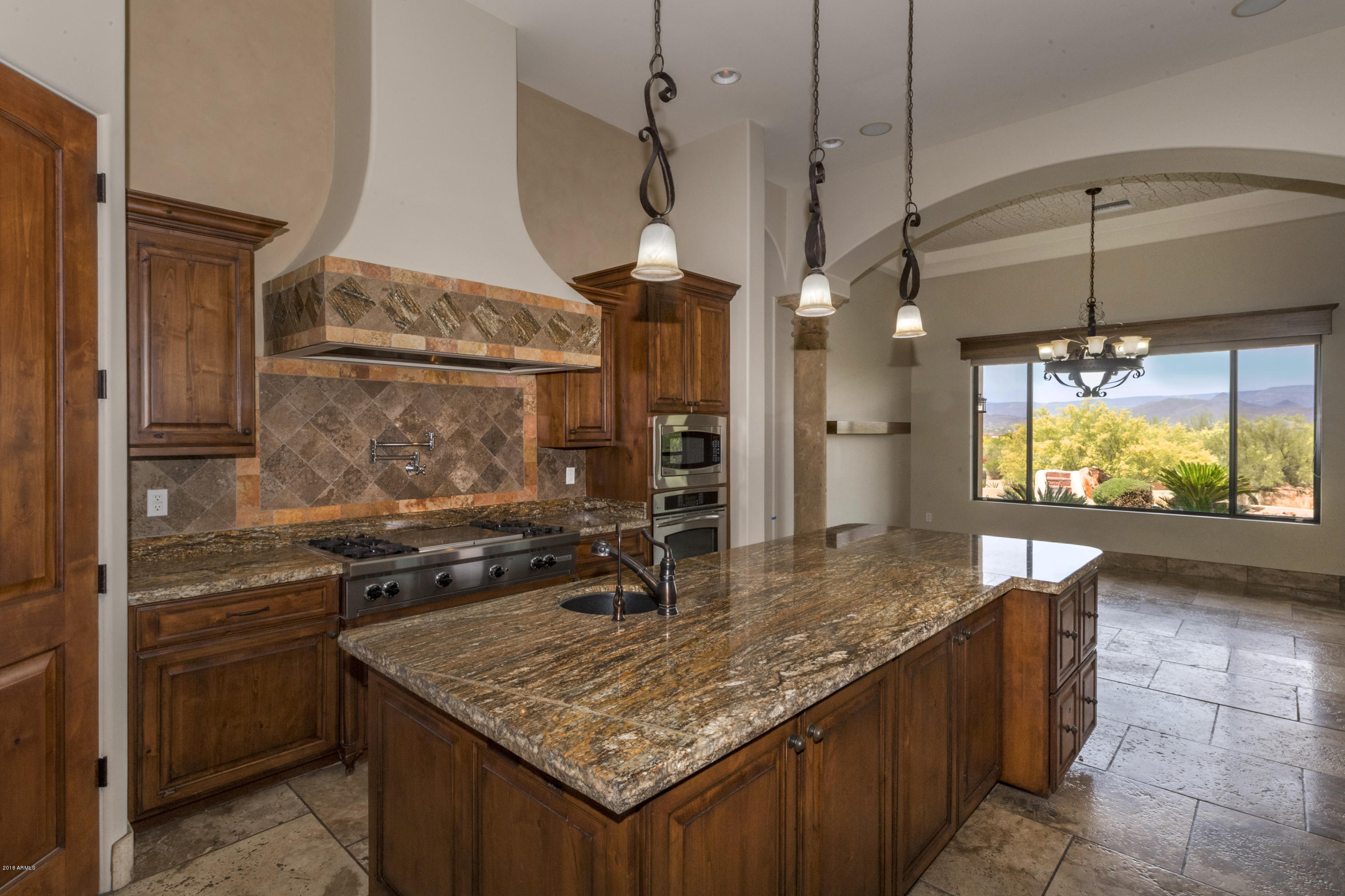 524 West Rock View Road Phoenix, AZ 85085 - Photo 11 of 46 11