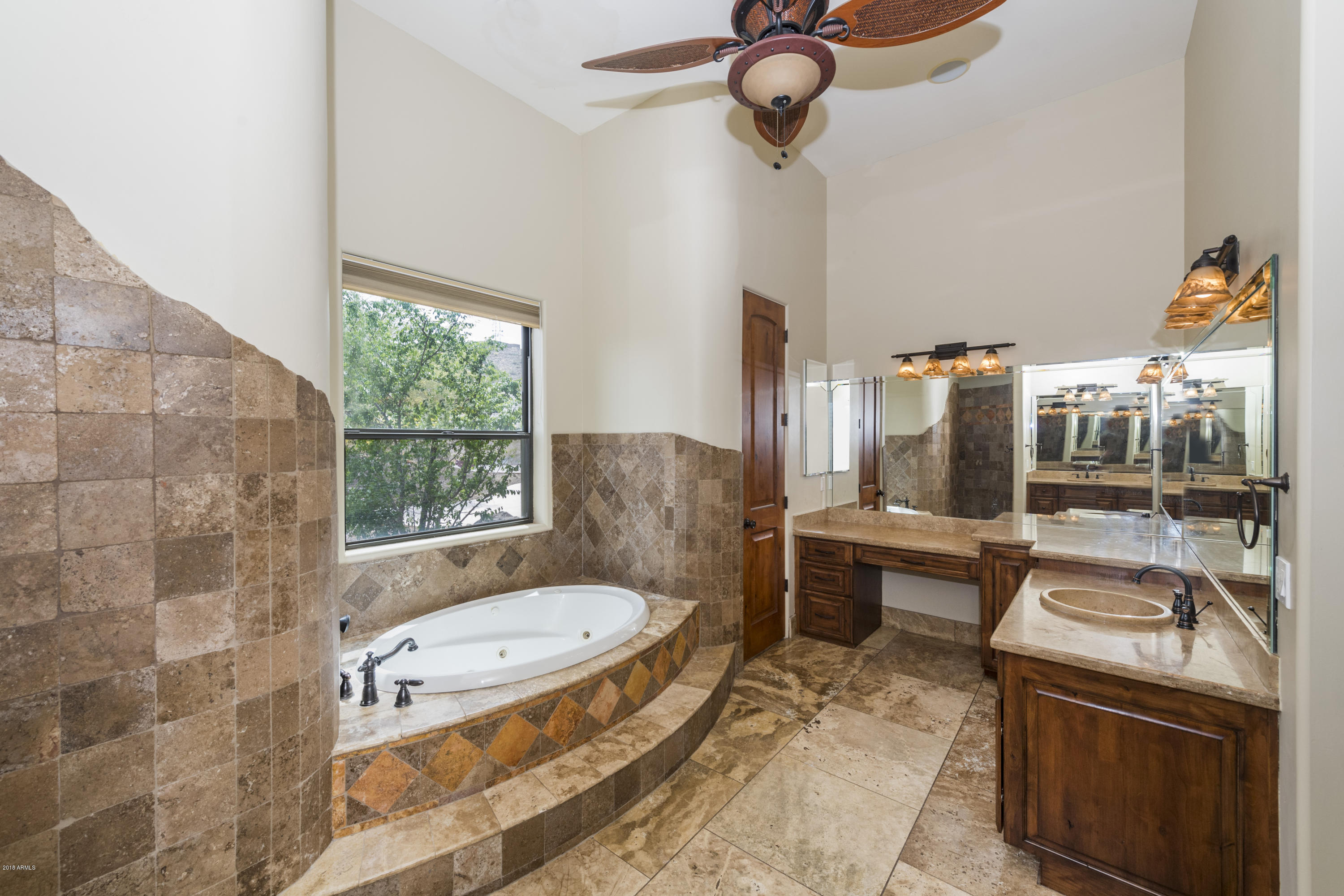 524 West Rock View Road Phoenix, AZ 85085 - Photo 17 of 46 17
