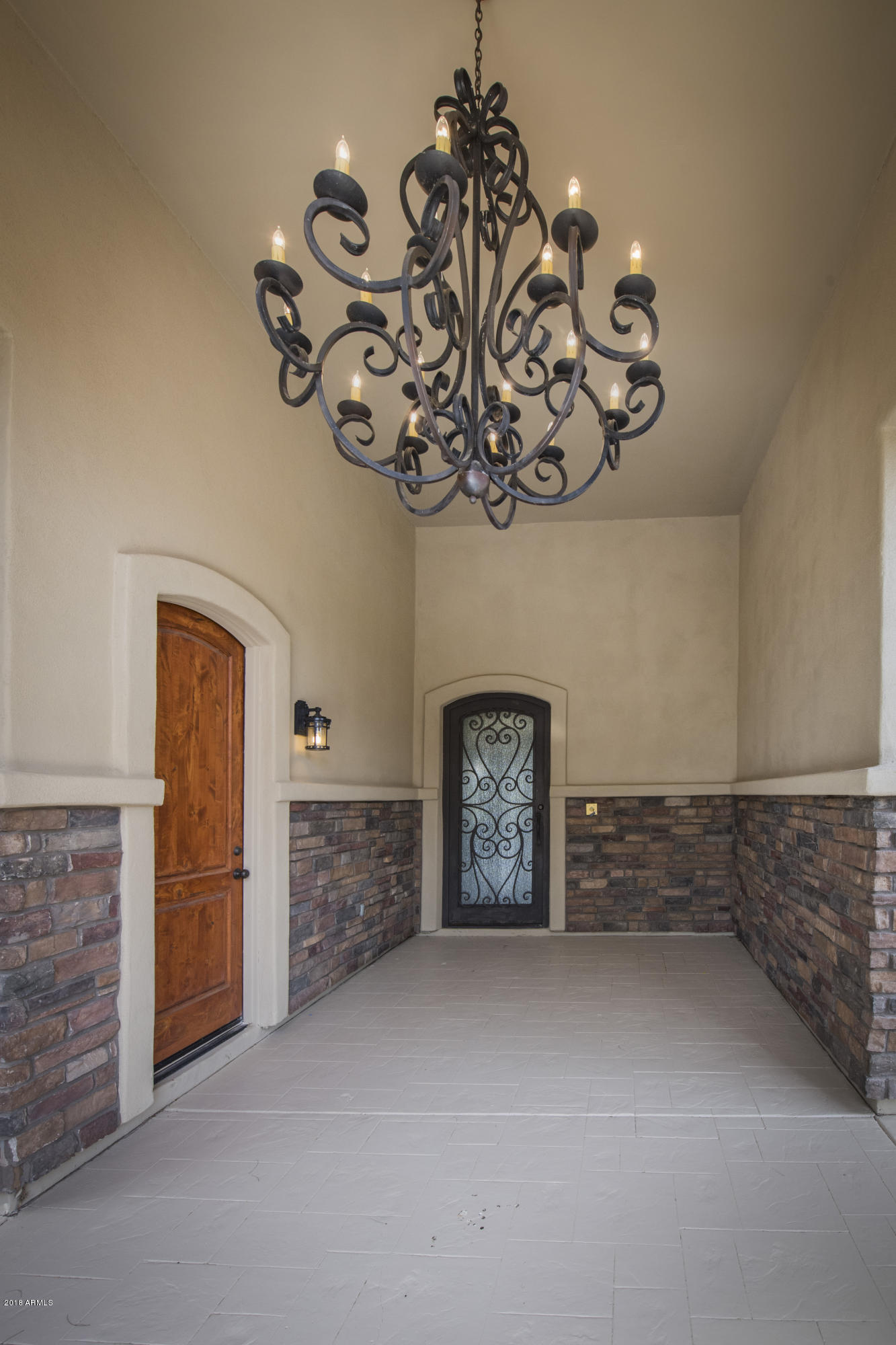 524 West Rock View Road Phoenix, AZ 85085 - Photo 2 of 46 2