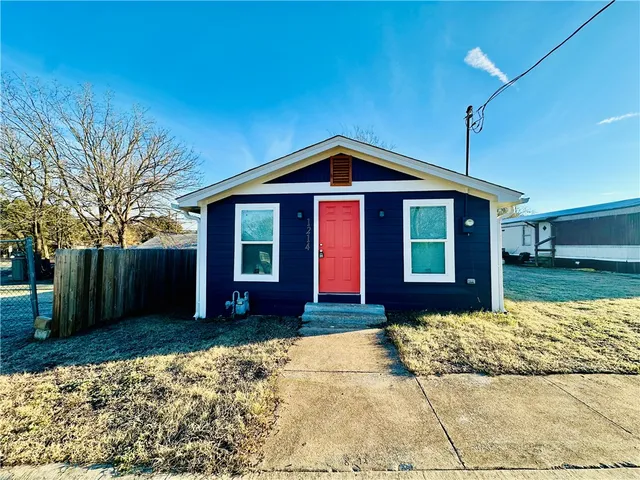 $32,000 | 1214 Lowery Street, Bryan, TX 77803