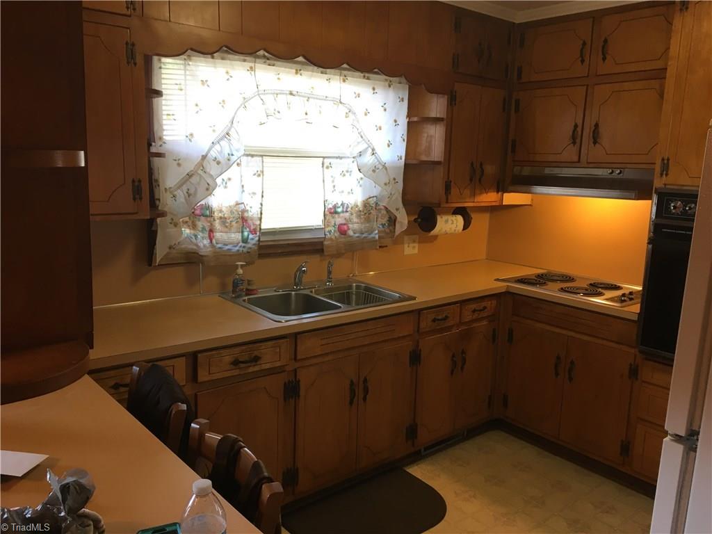 1111 McCoy Road Reidsville, NC 27320 - Photo 12 of 28 Gallery Image 12