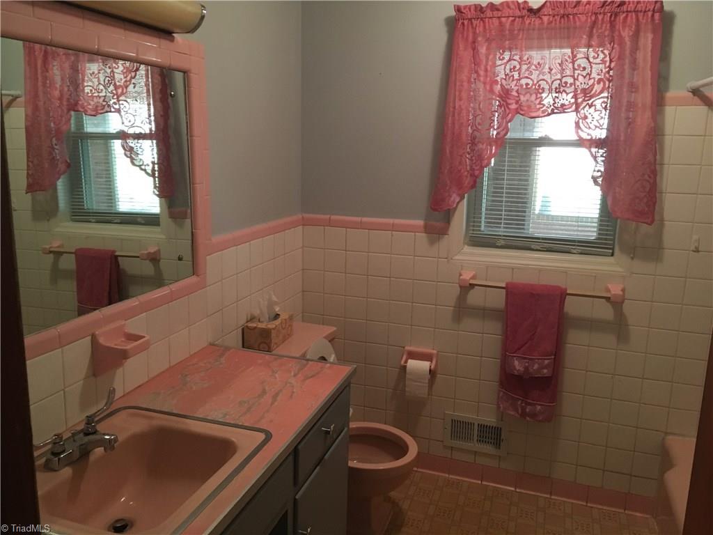 1111 McCoy Road Reidsville, NC 27320 - Photo 15 of 28 Gallery Image 15