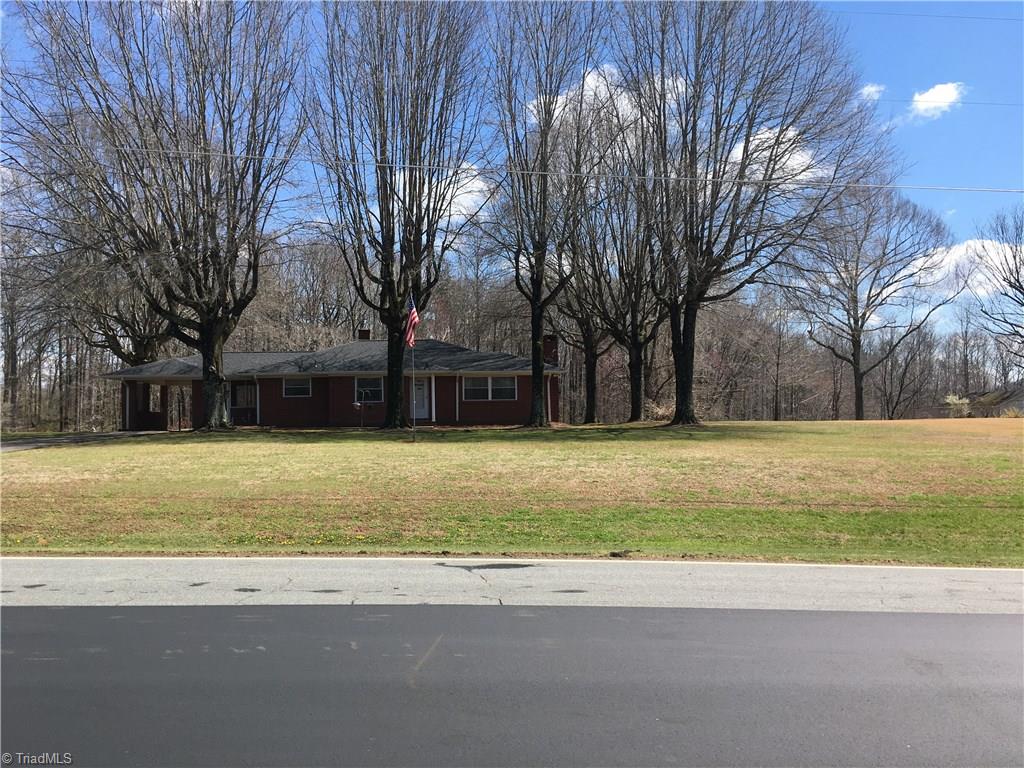 1111 McCoy Road Reidsville, NC 27320 - Photo 3 of 28 Gallery Image 3