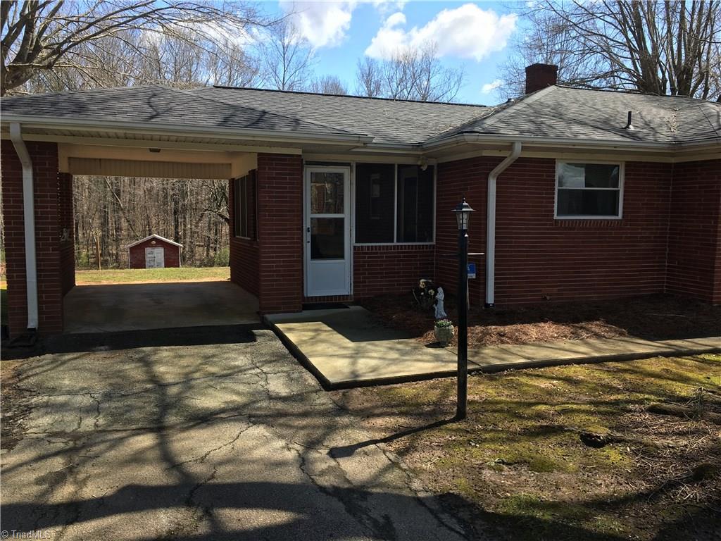 1111 McCoy Road Reidsville, NC 27320 - Photo 6 of 28 Gallery Image 6
