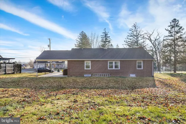 a house view with a garden space