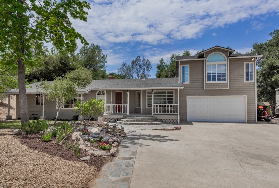 11706 Johnson Lake Road Lakeside, CA 92040 - Photo 3 of 25
