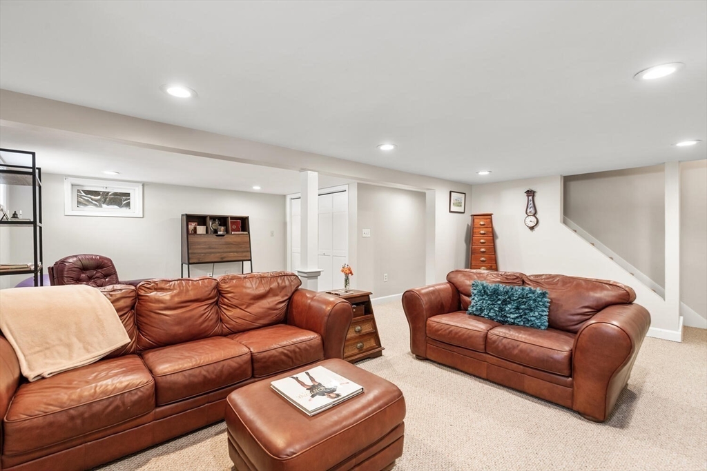21 Marcia Road Wilmington, MA 01887 - Photo 24 of 41 Gallery Image 24