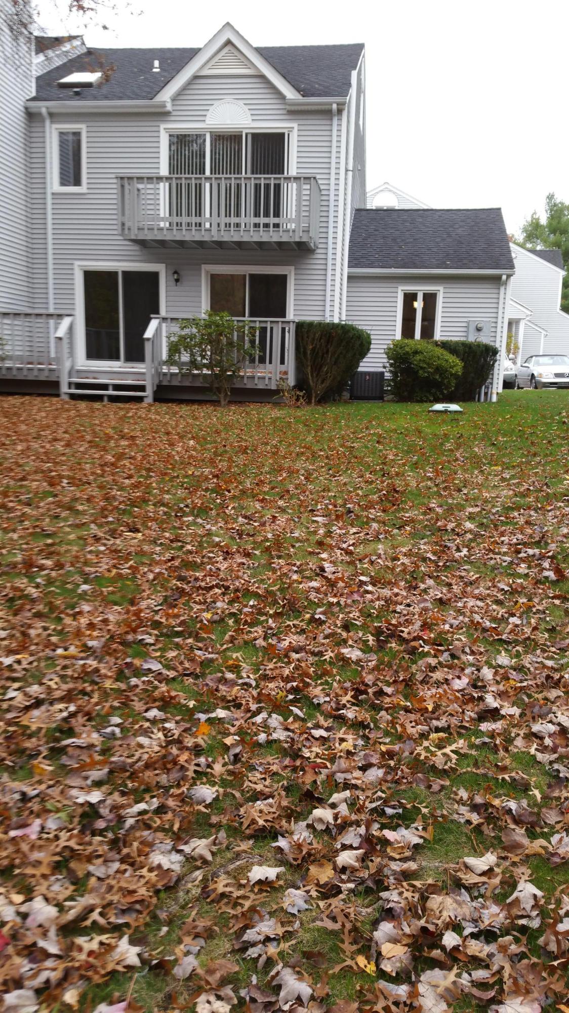 6 Caroline Farms Road, Unit 3 Cos Cob, CT 06807 - Photo 2 of 22 Rear View