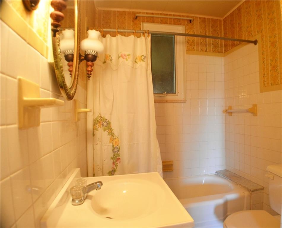 124 Donora Road Monongahela, PA 15063 - Photo 6 of 14 Gallery Image 6