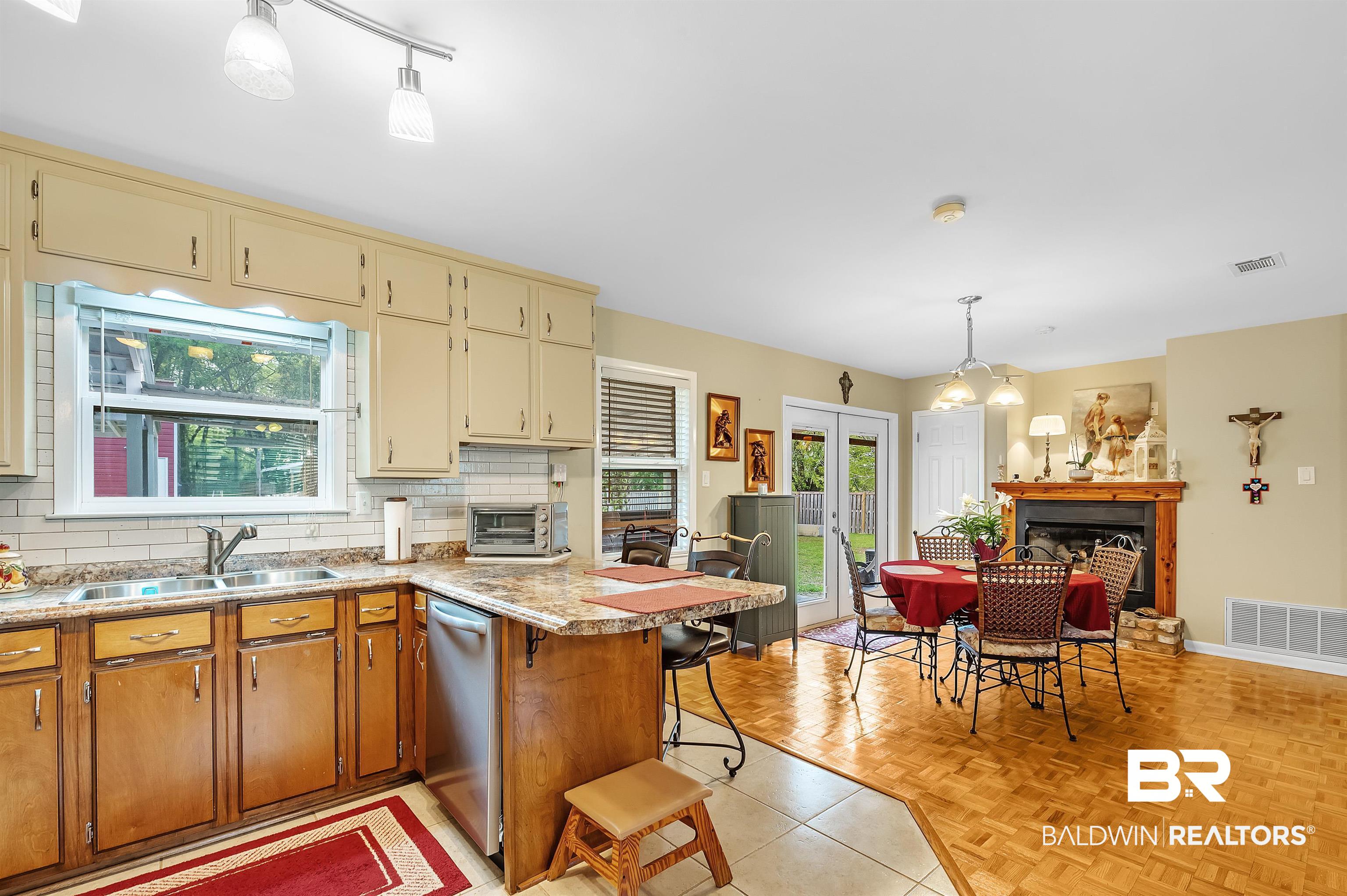 102 Rita Avenue Daphne, AL 36527 - Photo 26 of 50