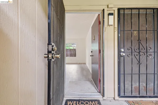 $184,999 | 355 Parkview Terrace, Unit D1, Vallejo, CA 94589