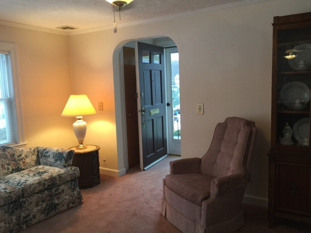 12 Harding Road Wakefield, MA 01880 - Photo 12 of 21 Gallery Image 12