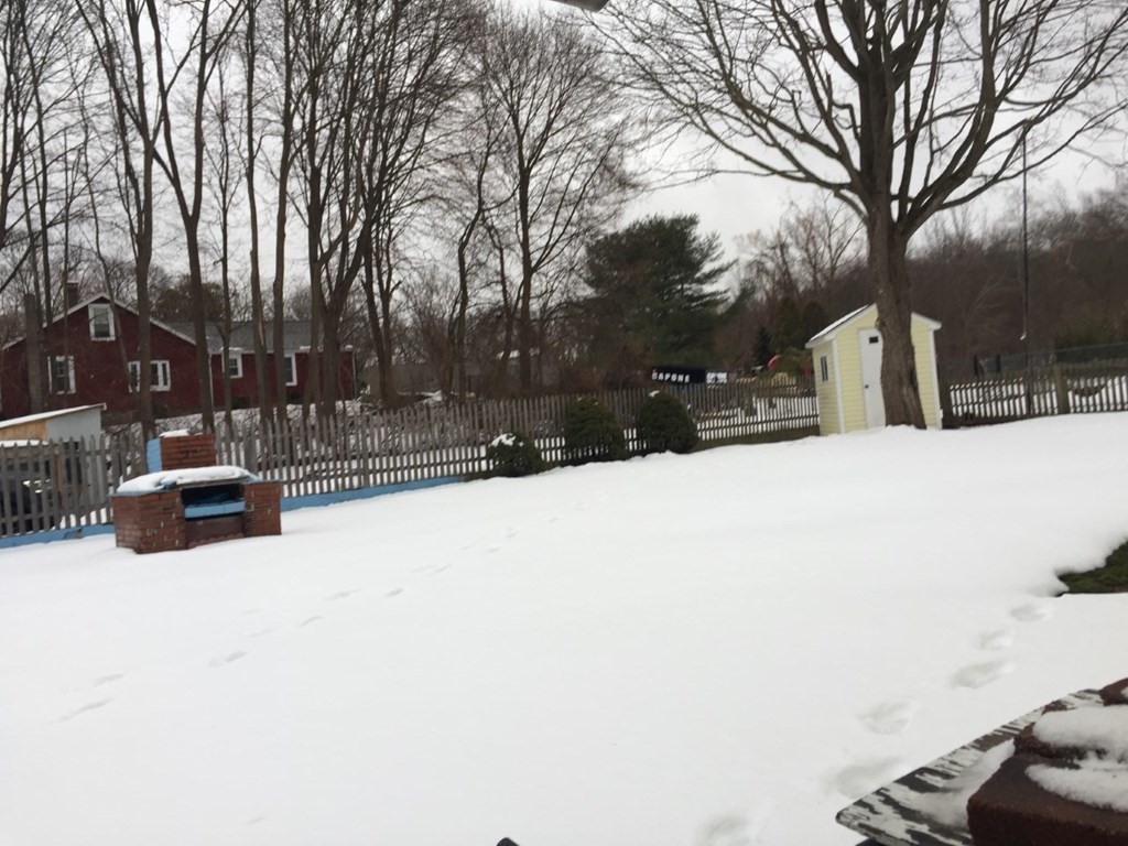 12 Harding Road Wakefield, MA 01880 - Photo 18 of 21 Gallery Image 18