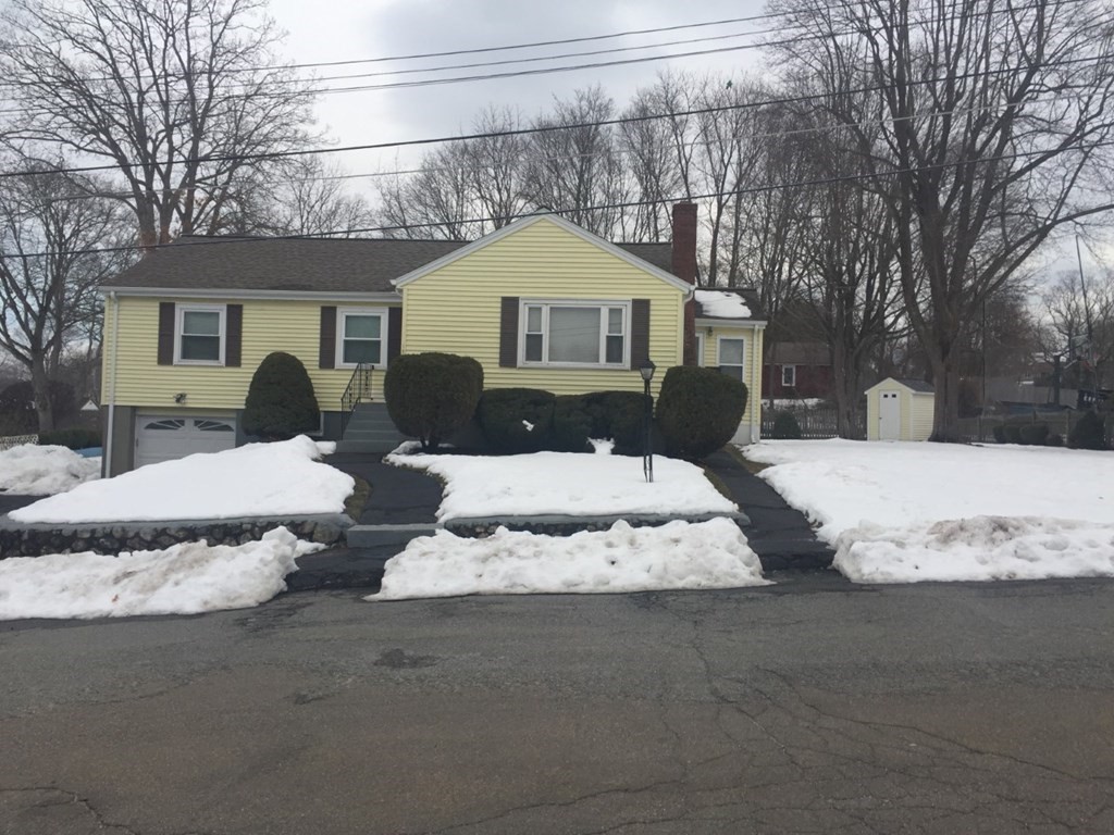 12 Harding Road Wakefield, MA 01880 - Photo 20 of 21 Gallery Image 20