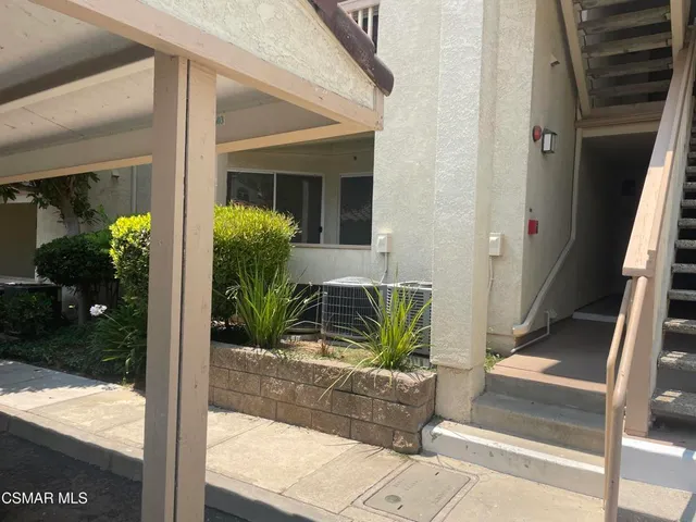$417,250 | 631 Oak Run Trail, Unit TL205, Oak Park, CA 91377