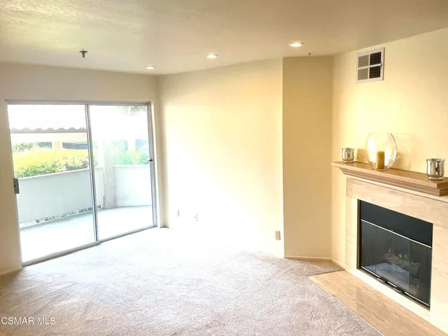 $417,250 | 631 Oak Run Trail, Unit TL205, Oak Park, CA 91377