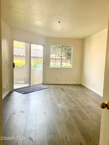 $417,250 | 631 Oak Run Trail, Unit TL205, Oak Park, CA 91377