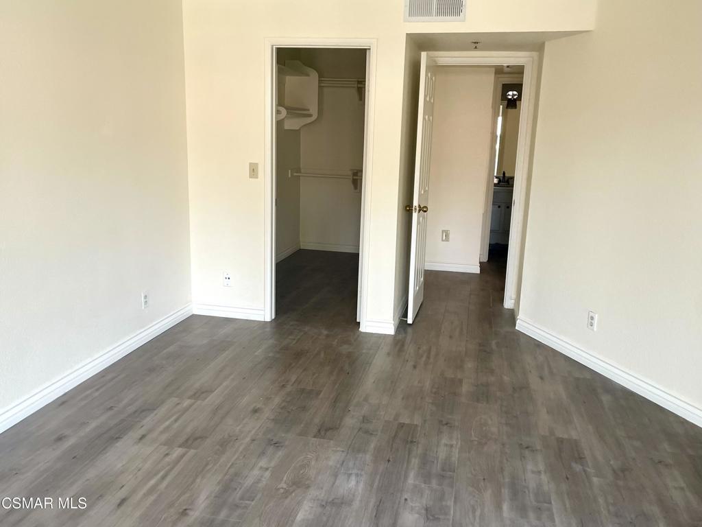 631 Oak Run Trail, Unit TL205 Oak Park, CA 91377 - Photo 7 of 12