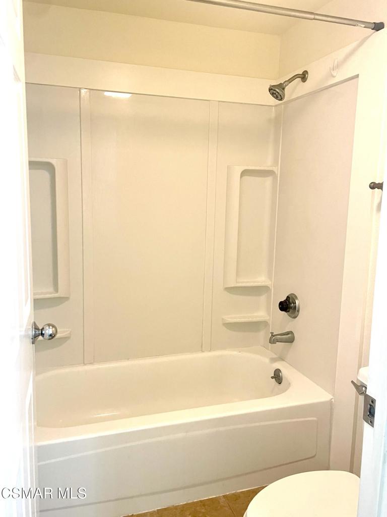 631 Oak Run Trail, Unit TL205 Oak Park, CA 91377 - Photo 9 of 12