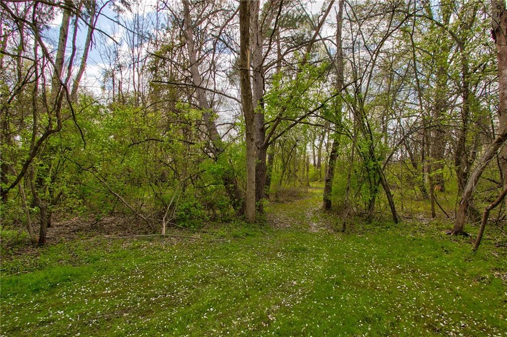 158 North Franklin Road Indianapolis, IN 46219 - Photo 32 of 33 Gallery Image 32