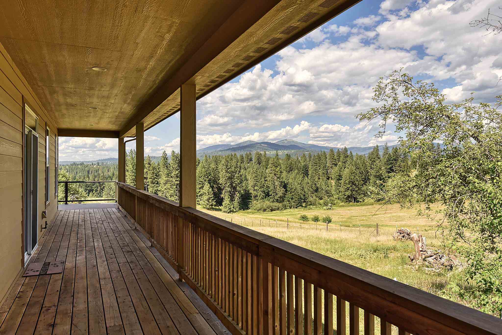 11821 East Day Mt Spokane Road Mead, WA 99021 - Photo 2 of 35