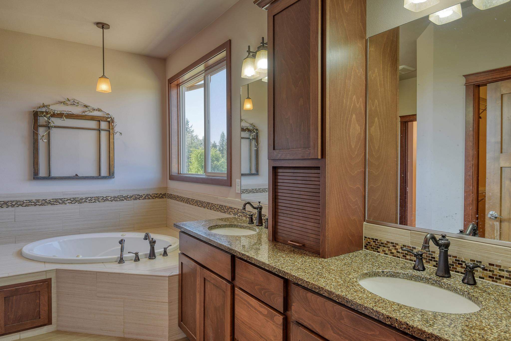 11821 East Day Mt Spokane Road Mead, WA 99021 - Photo 13 of 35