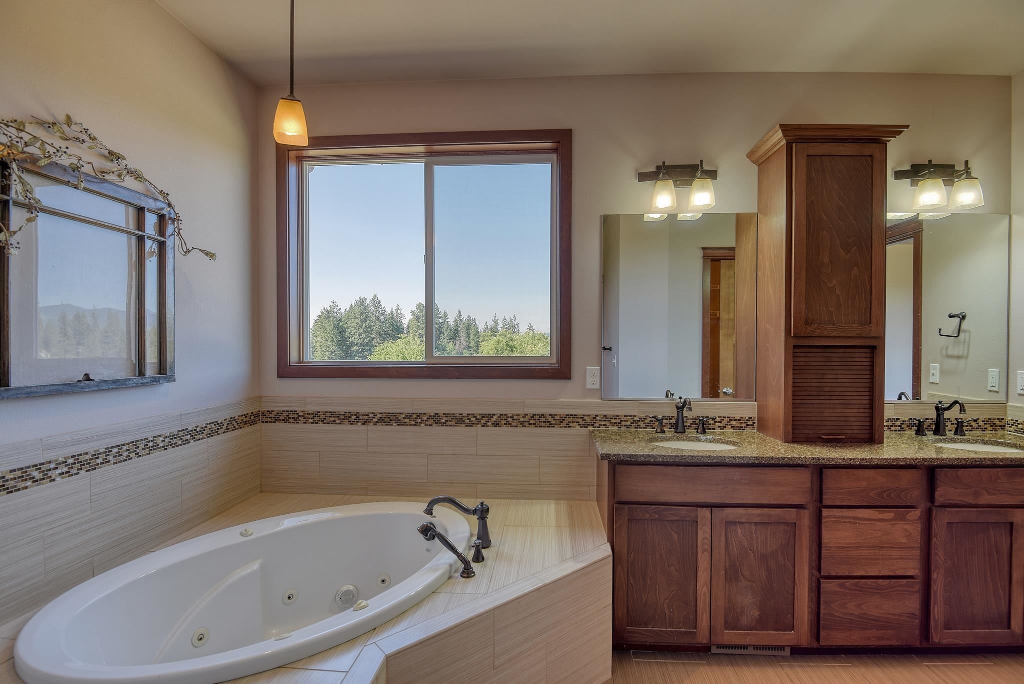 11821 East Day Mt Spokane Road Mead, WA 99021 - Photo 14 of 35