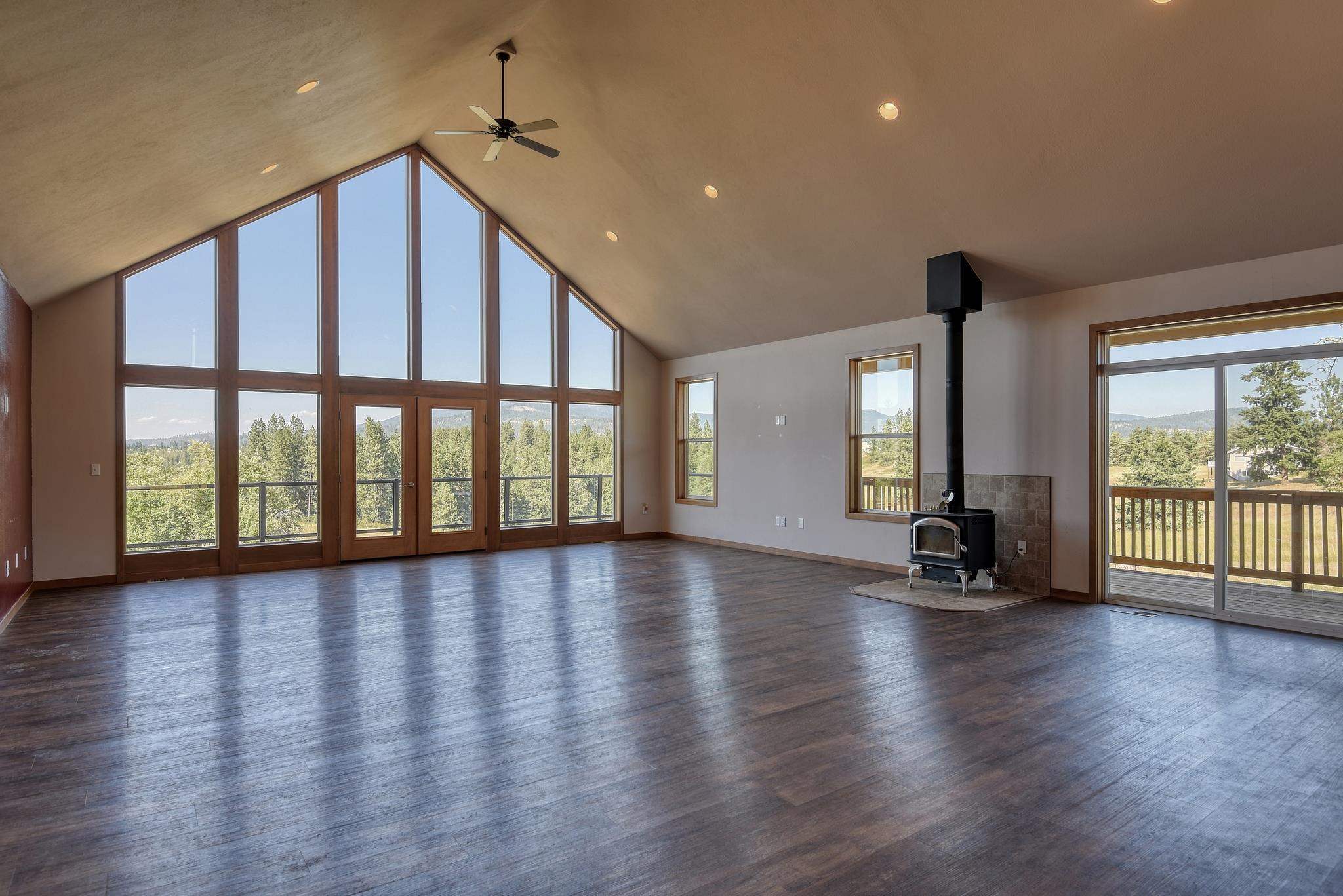 11821 East Day Mt Spokane Road Mead, WA 99021 - Photo 4 of 35