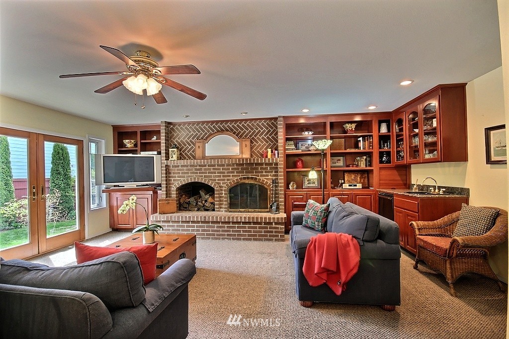 6721 Southeast 2nd Place Renton, WA 98059 - Photo 11 of 25