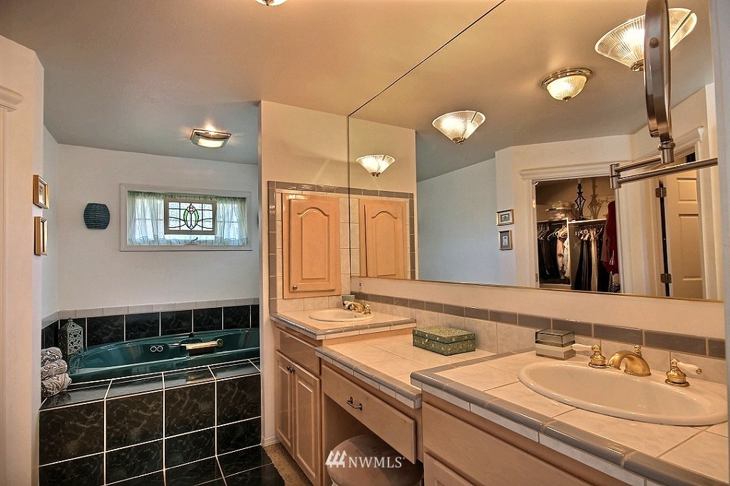 6721 Southeast 2nd Place Renton, WA 98059 - Photo 16 of 25