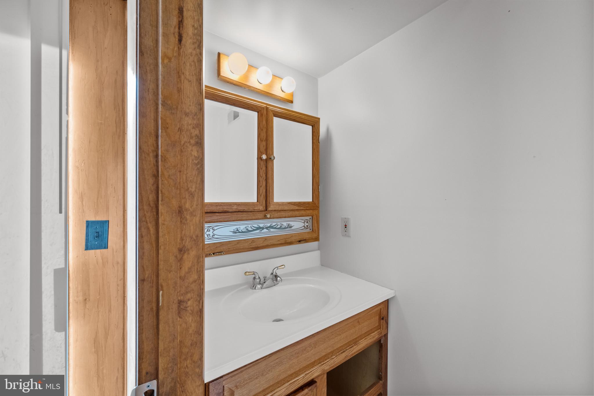 316 Sarhelm Road Harrisburg, PA 17112 - Photo 22 of 25