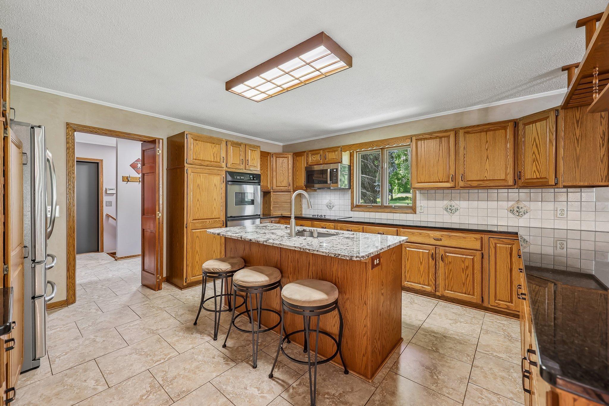 8583 Bower Path Inver Grove Heights, MN 55076 - Photo 12 of 88