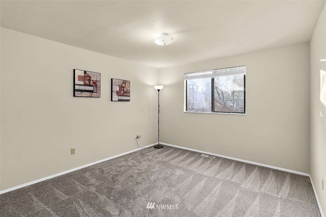 9607 122nd Avenue Southeast Renton, WA 98056 - Photo 24 of 38