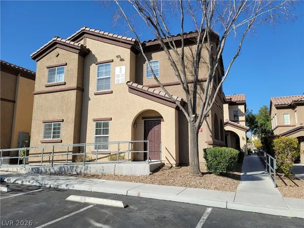 $1,450 | 7660 West Eldorado Lane, Unit 211, Las Vegas, NV 89113